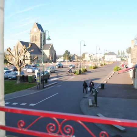 Gite Le Sainte Mere Eglise Buitenkant foto