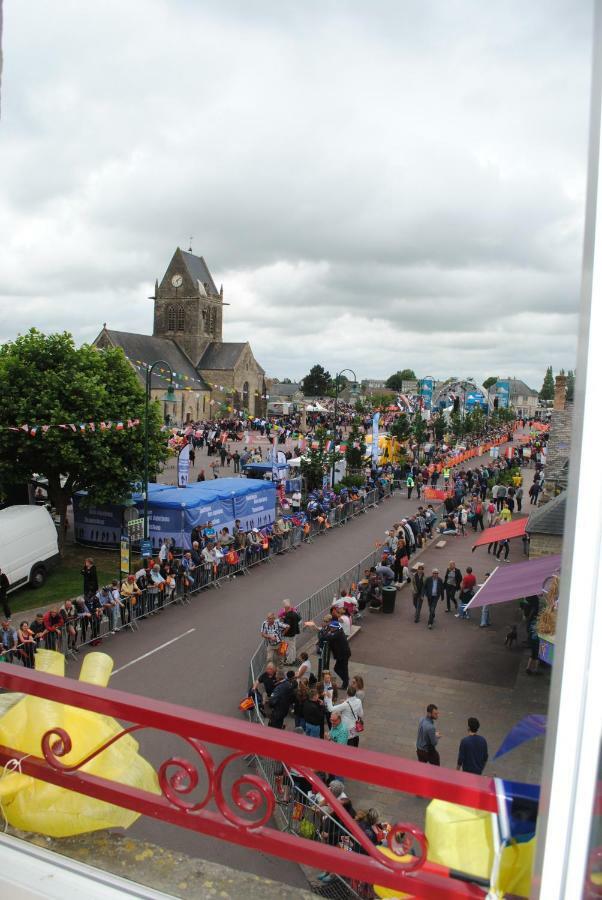 Gite Le Sainte Mere Eglise Buitenkant foto